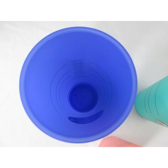 Starbucks Re-Useable  (3) 24oz Plastic Cups - Picture 2 of 7